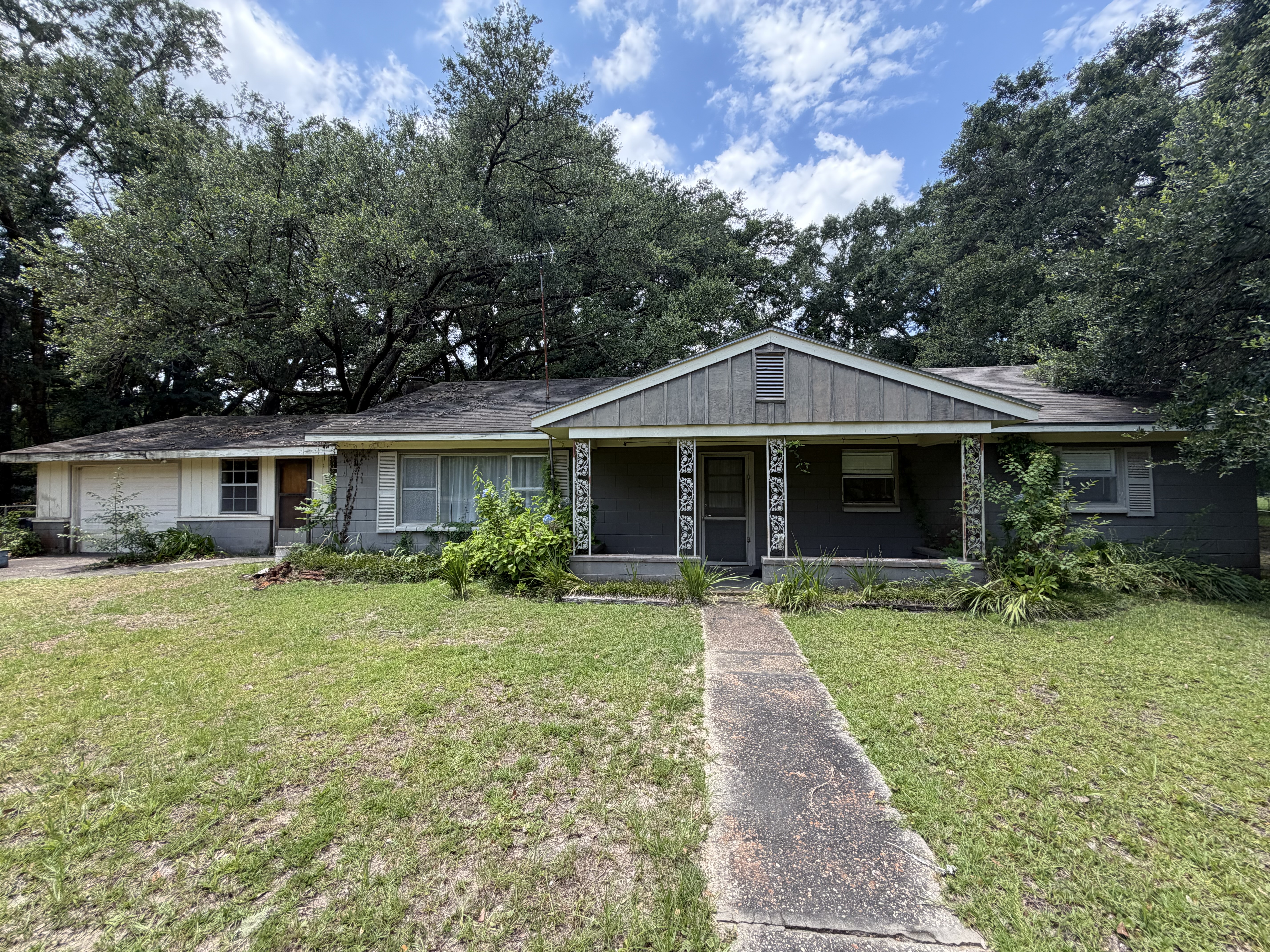 75525 Hwy 3241
